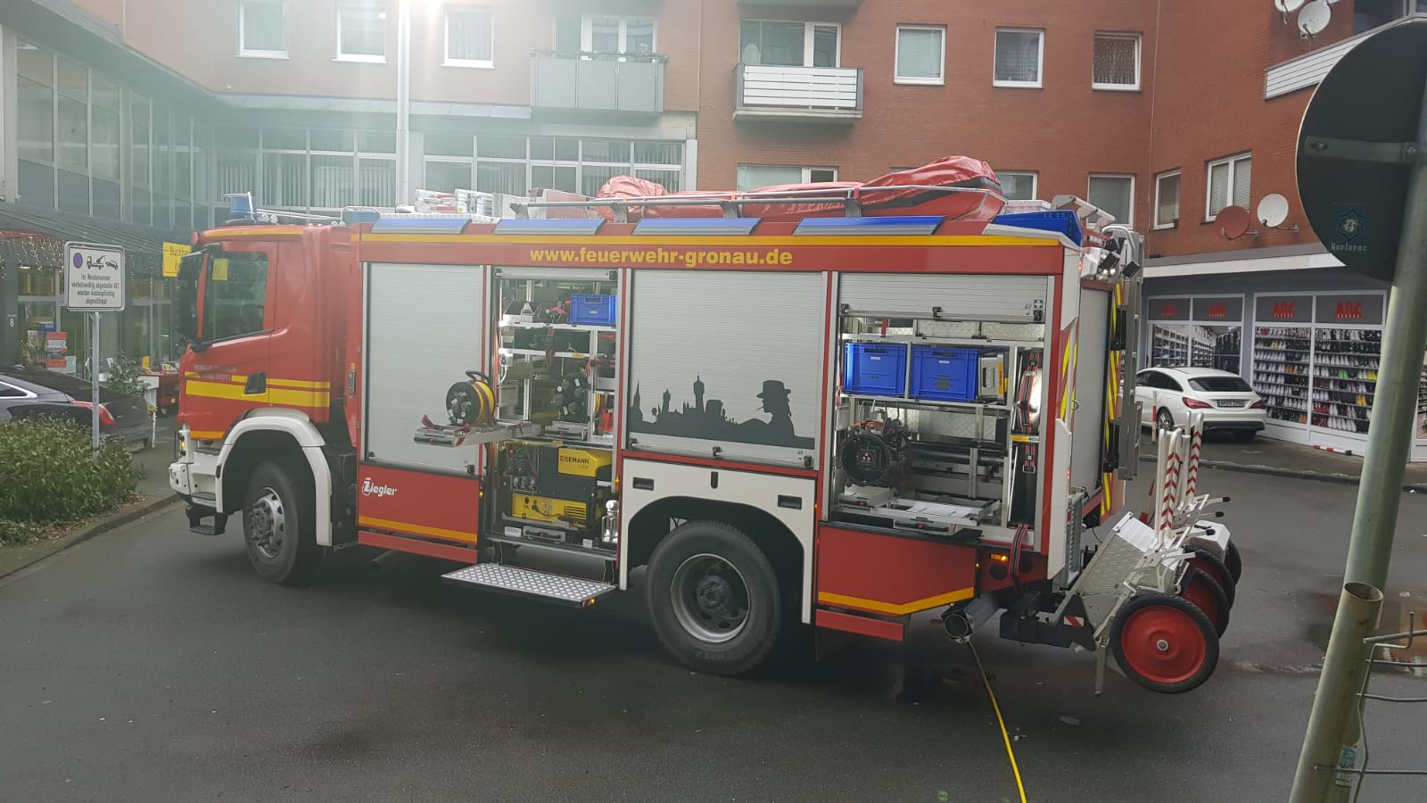 Neuer Rüstwagen im Einsatz Feuerwehr Gronau