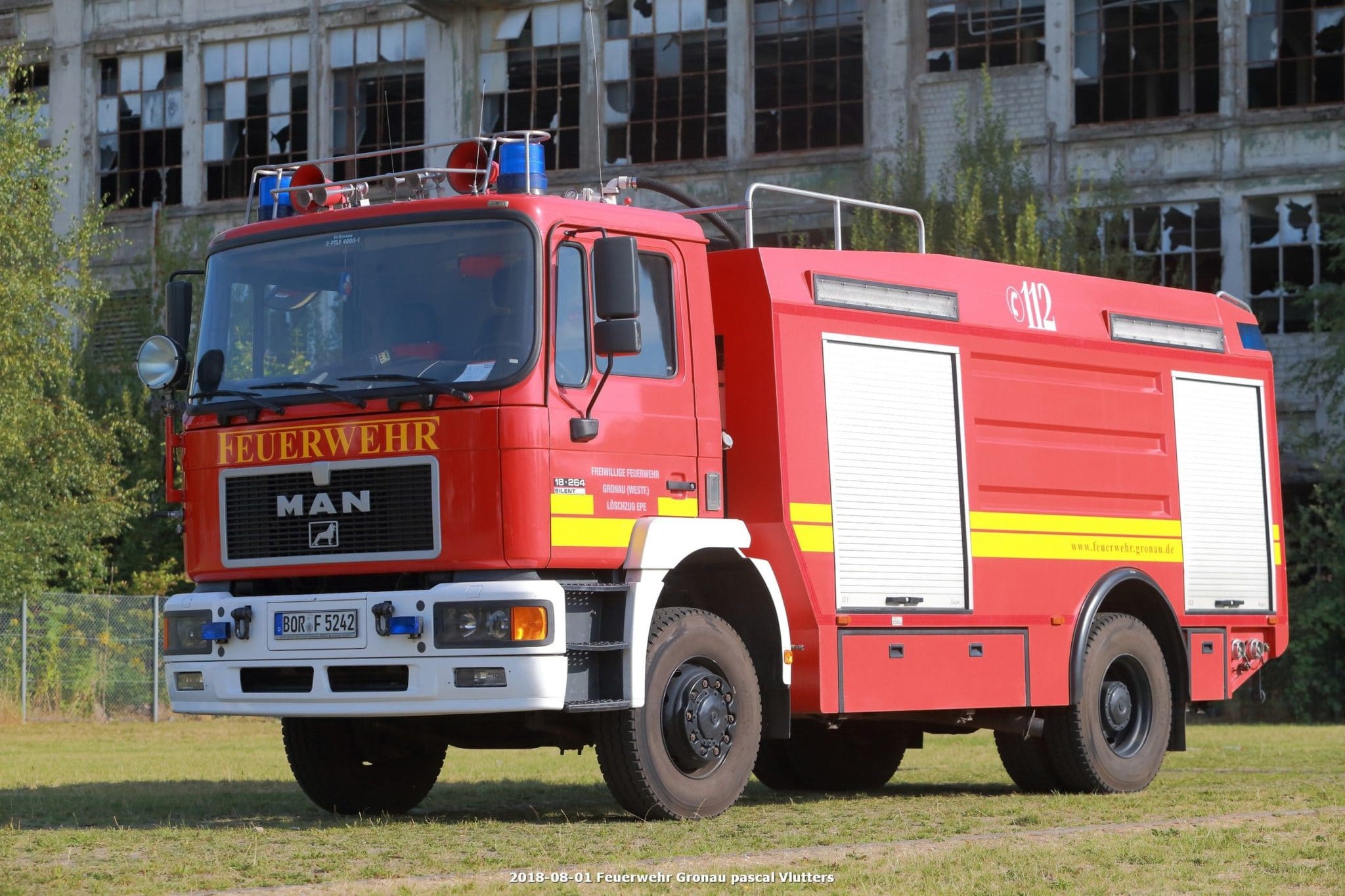 Tanklöschfahrzeug TLF24/50 – Feuerwehr Gronau