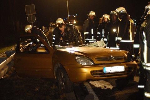 21-jähriger stirbt bei Unfall auf B 54n