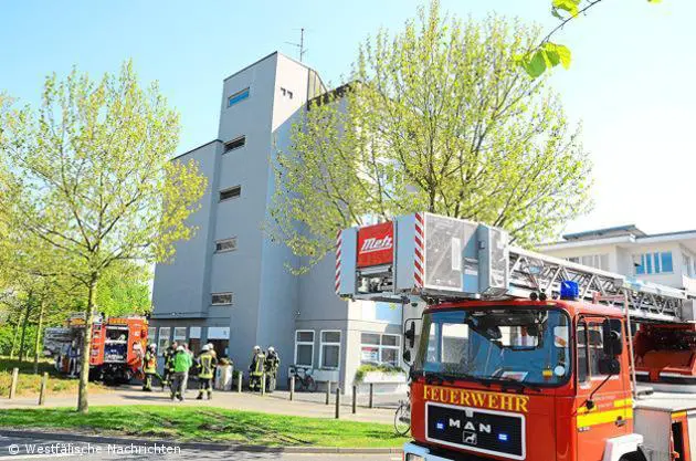 Essen auf dem Herd brannte im 4. OG