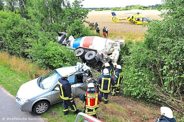 Tödlicher Verkehrsunfall auf dem Postbrückenweg