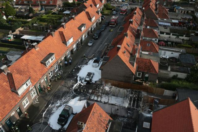 Garage und drei Autos brannten auf der Eilermarkstraße