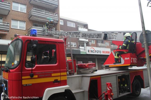 Drehleiter unterstützte den Rettungsdienst
