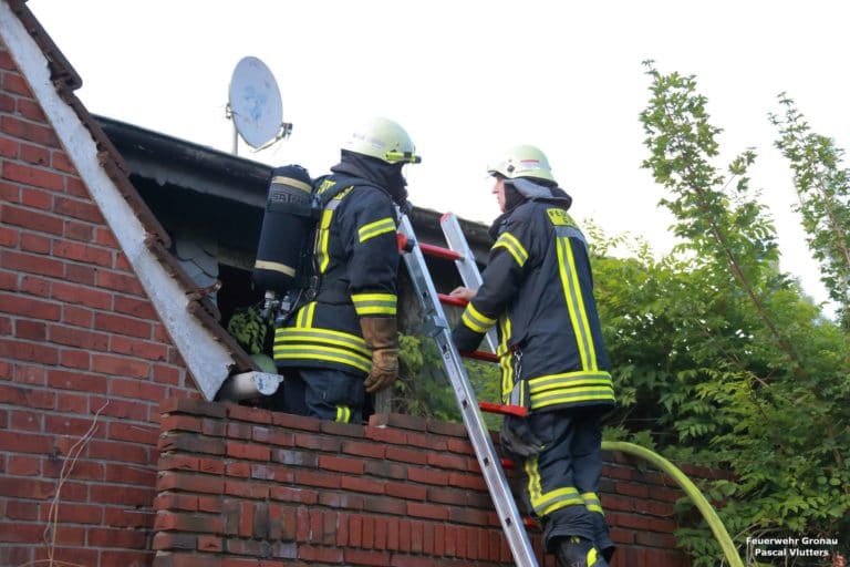 Brand in einem leerstehenden Gebäude