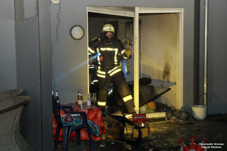 Arbeitsreicher Jahreswechsel für Feuerwehr und Rettungsdienst
