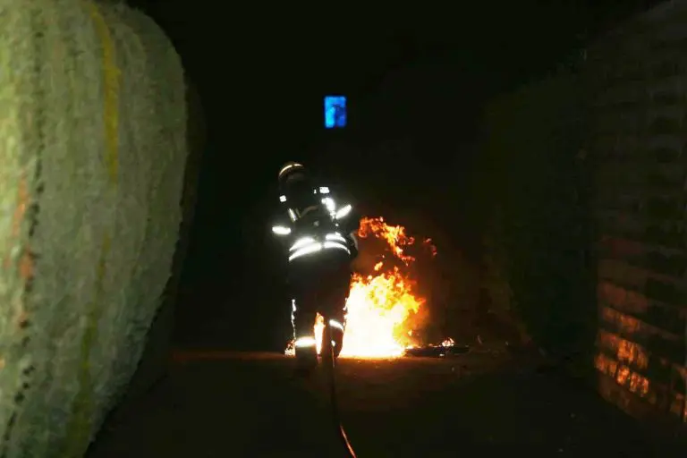 Zwei nächtliche Brände auf der Vereinsstrasse und der von Steubenstraße