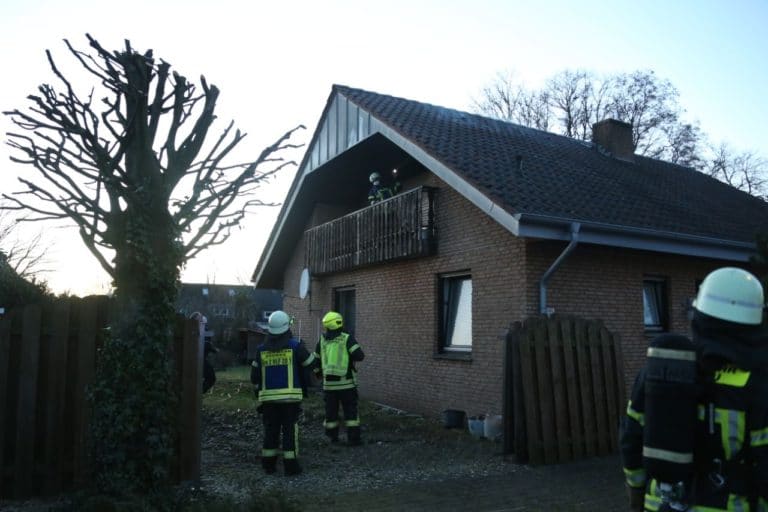 Brand auf Balkon in der Weidenstraße