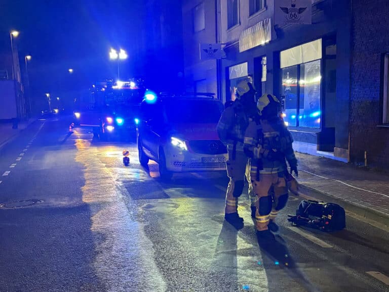 Austretendes Kohlenmonoxid führt zu Einsatz von Rettungsdienst und Feuerwehr